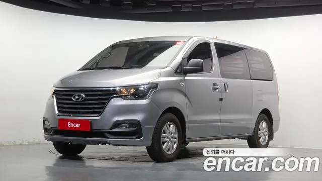2019 Hyundai Grand Starex